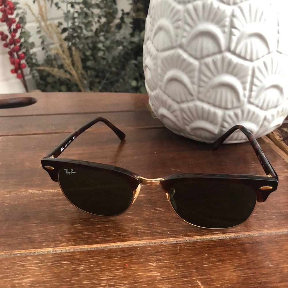 Ray-ban Clubmaster sunglasses 😎 RB2156 Tortoise